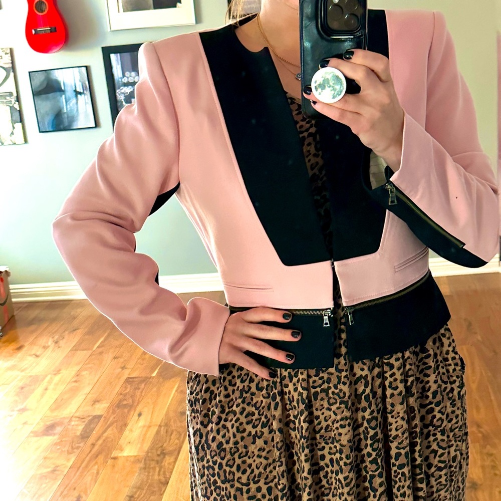 Pink and black cropped BCBG MAXAZRIA Blazer